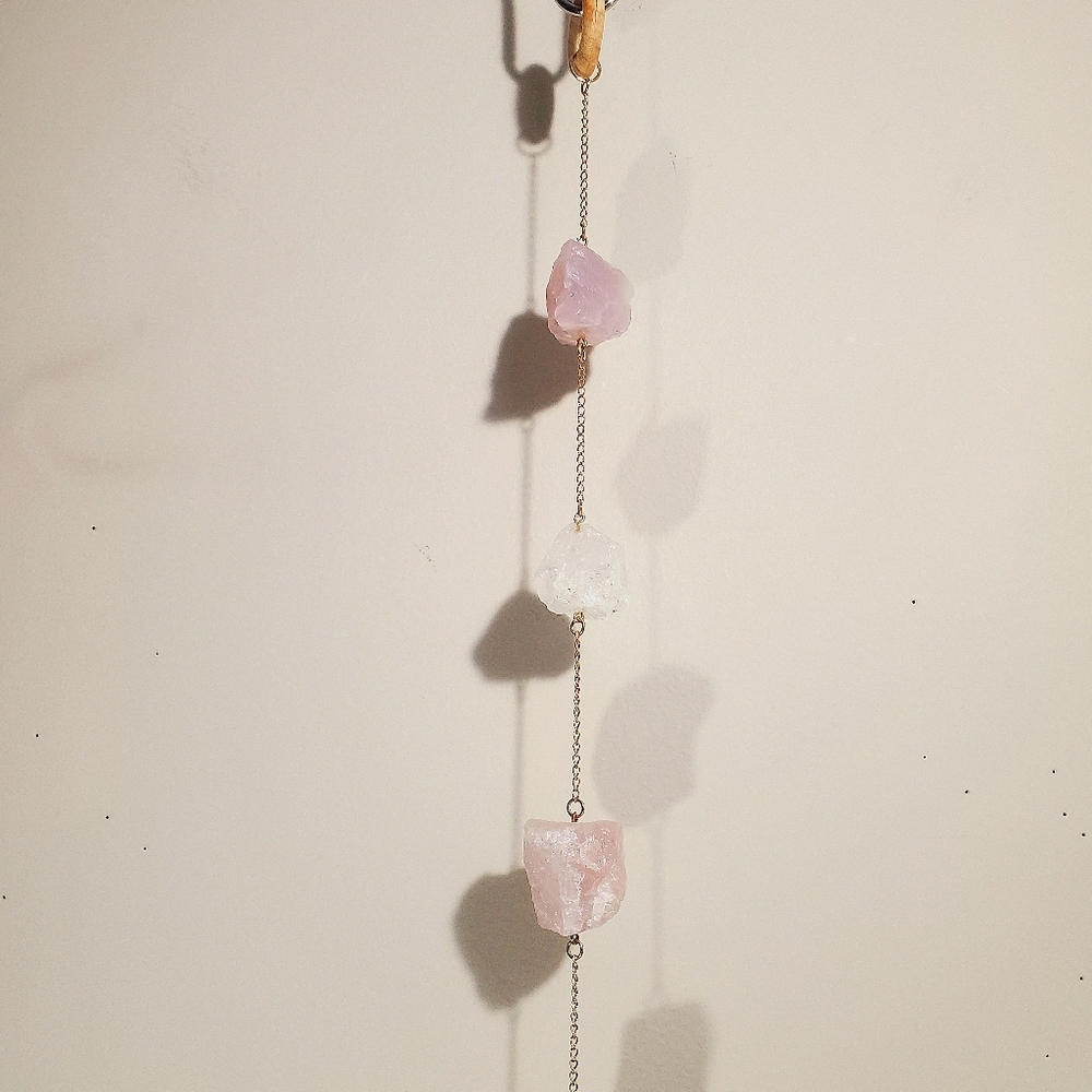 Crystal Wall Hanging Lg Raw Rose Quartz Crystal Metal Chain Hanging Decor NEW - Picture 9 of 12